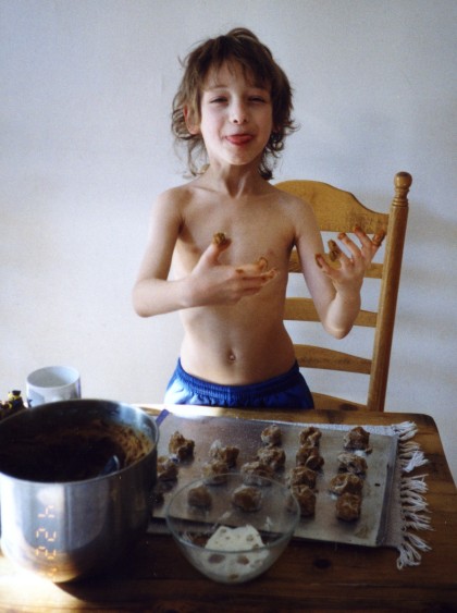 six-year-old Arthur makes lumberjack cookies